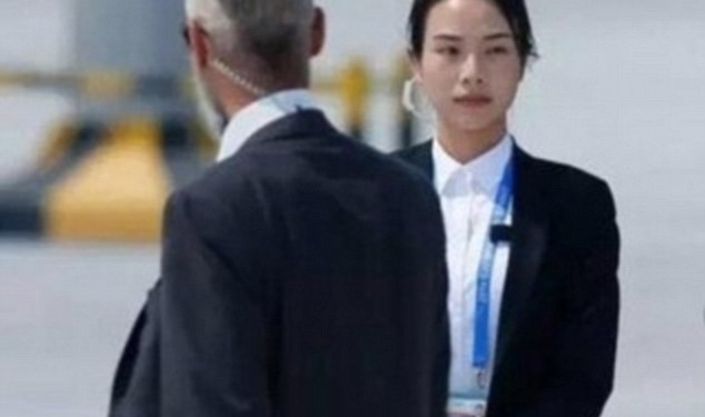 Китаянка стала самым красивым телохранителем в мире