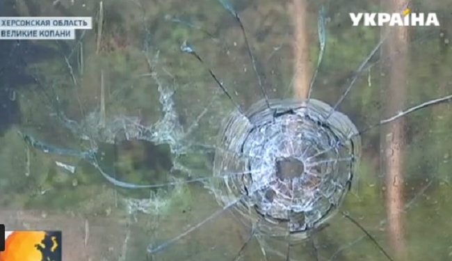 Пьяное развлечение. На Херсонщине пуля залетела в окно дома и ранила женщину