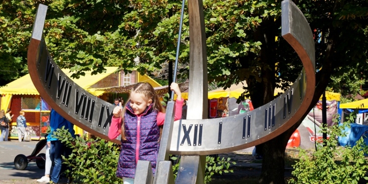 В «Сказку» вернулось «свое» время. Да не одно, а с компанией