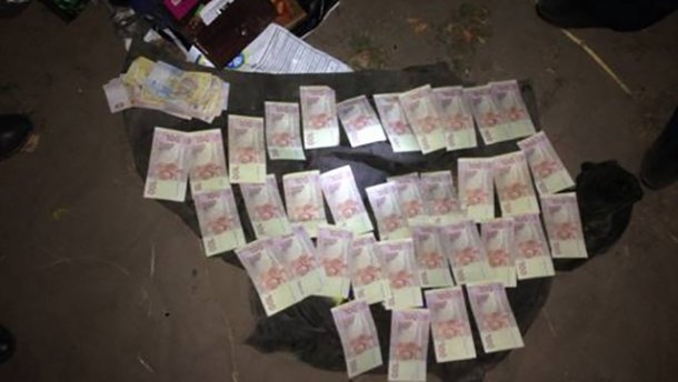 Подростки задержали заключенного-беглеца и связали его скакалкой