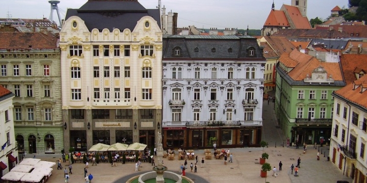 В Братиславе открывается неформальный саммит ЕС, одним из вопросов обсуждения будет предоставление безвиза Украине