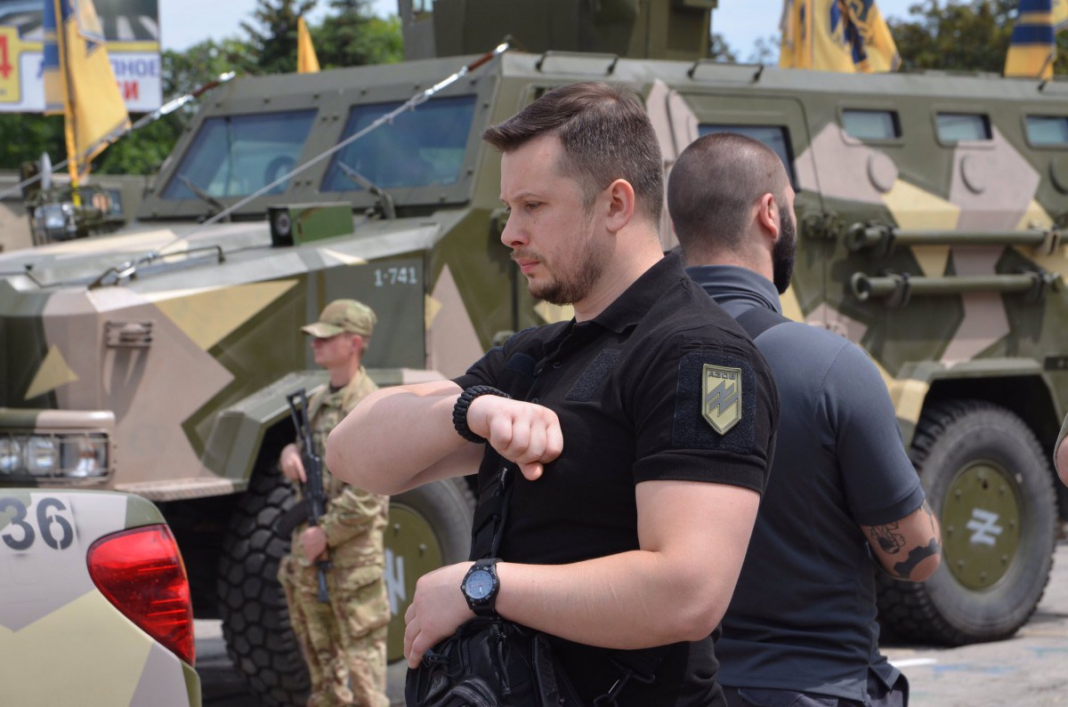 «Мы не за такую Украину погибали». Полк “Азов” заявил о создании новой партии