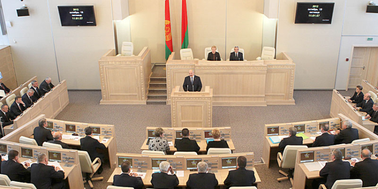 В парламент Беларуси впервые с 2004 года попали оппозиционеры