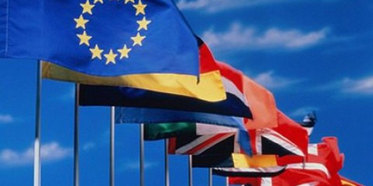 Германия и Франция хотят создать общеевропейскую армию к 2018 году