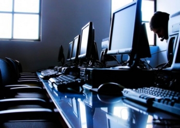 В первом чтении проголосовали: Рада планирует запретить следствию изымать компьютеры и серверы при обысках в компаниях