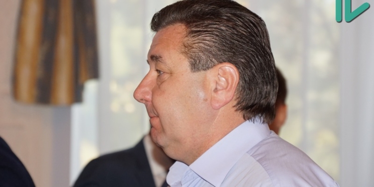 “Саша, мы с тобой!”: в Николаеве стартовала внеочередная “мусорная” сессия Николаевского горсовета (ТРАНСЛЯЦИЯ)