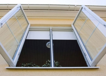 В Киеве полуторагодовалый мальчик разбился, выпав с пятого этажа