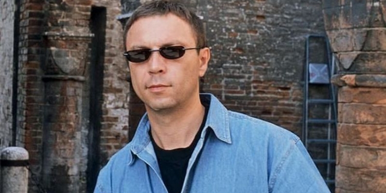 Появились противоречивые слухи о смерти писателя Пелевина “во время спиритического сеанса”