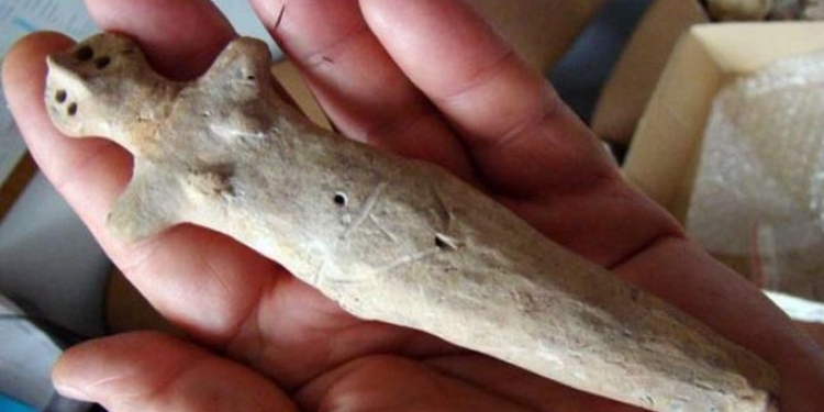 На Тернопольщине найдена тысячелетняя культовая статуэтка