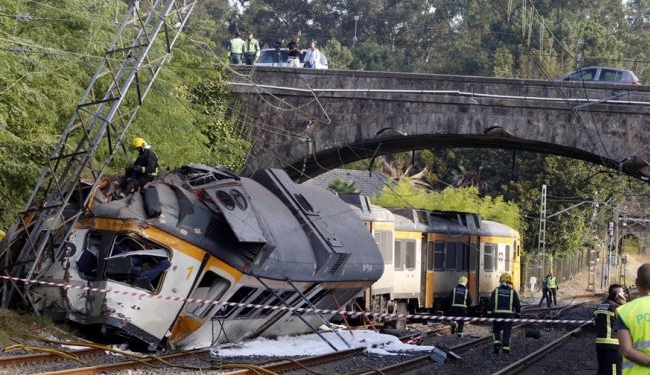 Авария поезда в Испании. Погибли 4 человека