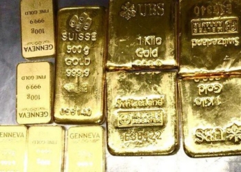 В аэропорту столицы Бангладеш в урне нашли 3 кг золота