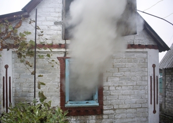 Снова осень, и снова горят дачи: в Арбузинском районе пожар обошелся без пострадавших