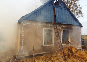 «Жаркий» Кавказ: в Березнеговатском районе горел сеновал