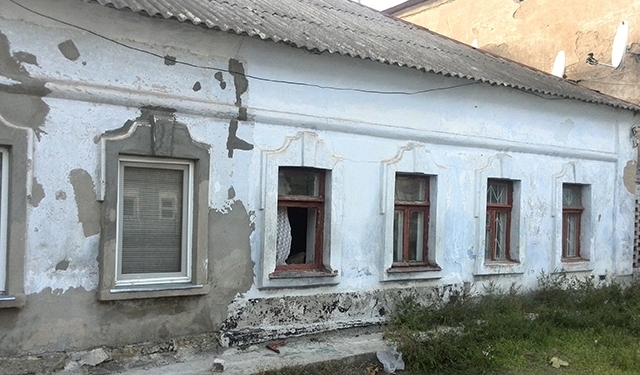 85-летняя бабулька в Николаеве поставила разогреваться еду на плиту и забыла. И чуть не угорела