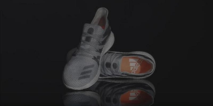 Уже есть такой завод: в Германии кроссовки Adidas делают роботы