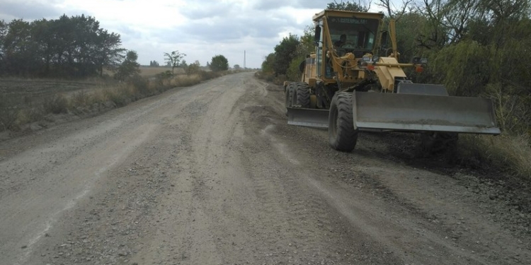 «Даже небольшой дождь не помешает дорожникам ликвидировать ямы»: в САД в Николаевской области отчитались о сделанном за неделю
