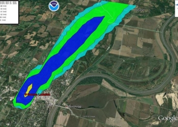 В американском городе из-за утечки химического вещества власти эвакуируют жителей