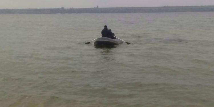 В Николаеве мужчина пытался утопиться в реке. Спасли патрульные