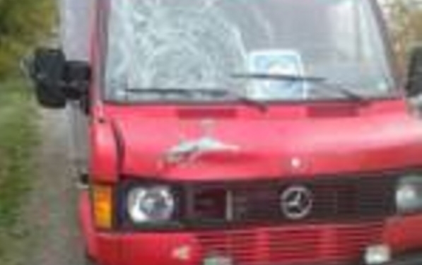 Утром в Николаеве грузовик сбил мужчину в камуфляже. Водитель сбежал, но через несколько часов его задержали