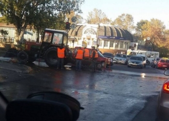 «Прекратить зраду! Копать при порывах будем и дальше» – мэр Николаева о масштабной аварии на сетях «Николаевводоканала» в центре города