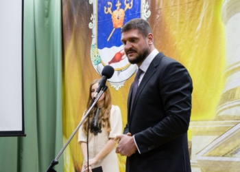 Чиновников Николаевской ОГА тоже научат говорить ріднесенькою – губернатор распорядился