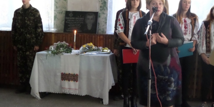 В Николаеве открыли памятную доску в честь погибшего в АТО Бориса Гено