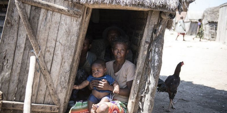 На Мадагаскаре голодают почти 850 тысяч человек