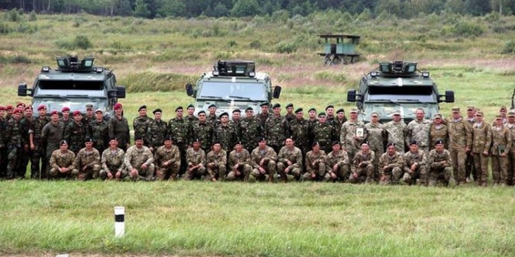 Польские военные закончили обучение бойцов 93-й бригады