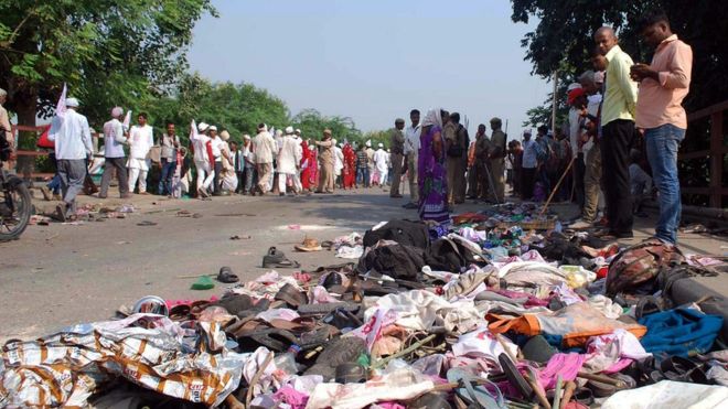 В Индии в давке перед религиозной церемонией погибли 19 паломников 1