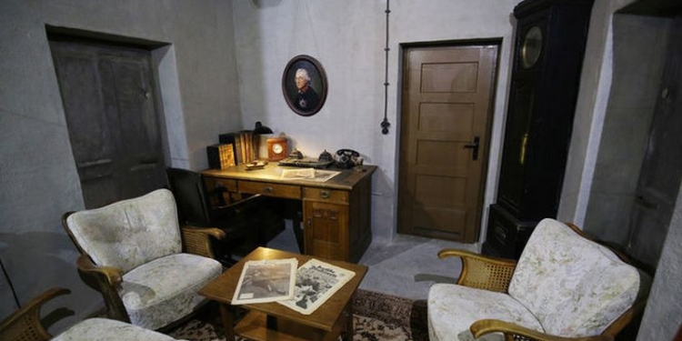 В Берлине представили копию бункера Гитлера