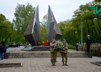 В Николаеве в честь Дня защитника Украины прошло мемориальное шествие