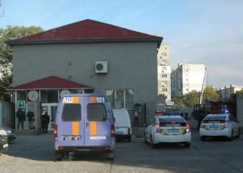 Все на выезд. Возле “Николаевоблэнерго” обнаружена мина, а в админздании – подозрительная сумка