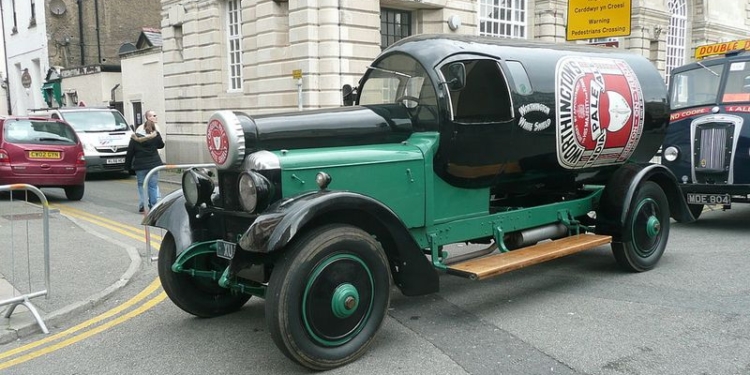 Автомобили-бутылки: Worthington Bottle Cars