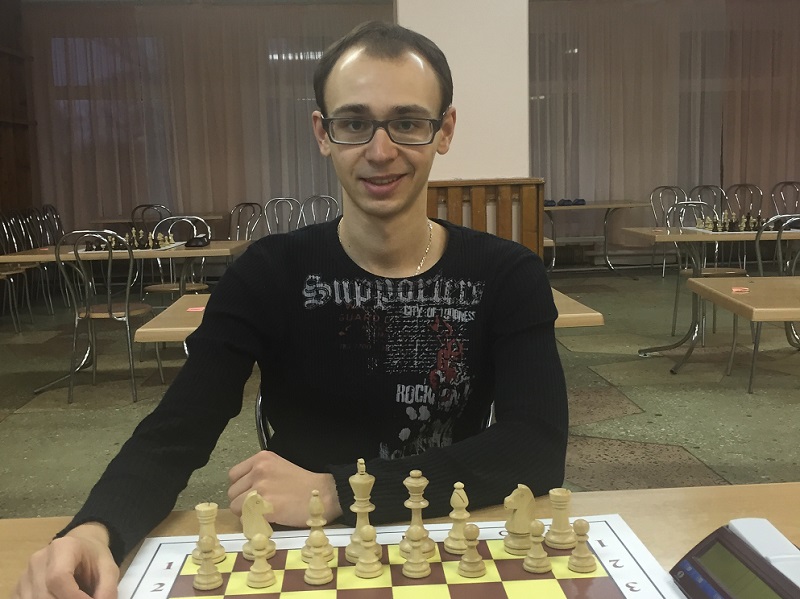 Международный гроссмейстер из Николаева Николай Бортник стал дважды чемпионом Украины - по блицу и быстрым шахматам 4