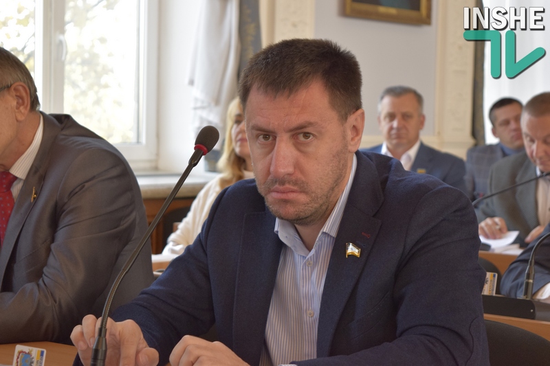 Губернатор Савченко рассказал, что депутат Ентин перед конфликтом в мэрии зарядил пистолет в туалете: Он нарушил инструкцию 1