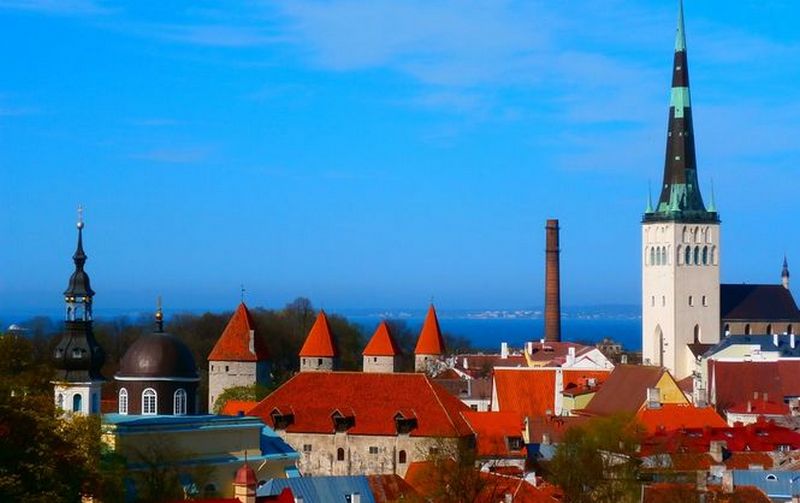 Эстония продлила запрет на международное авиасообщение до конца лета 1