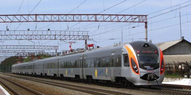 “Интерсити” Киев-Запорожье дважды сломался в дороге и опоздал почти на 3 часа