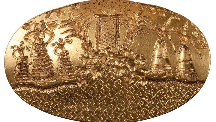 Уникальная находка археологов: четыре "кольца власти" в древней могиле греческого воина 3