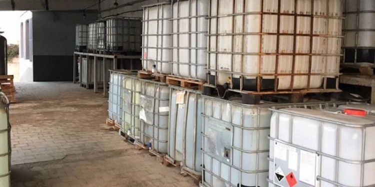 Метиловый спирт, от которого умерло 38 человек, ввозило из России луганское предприятие