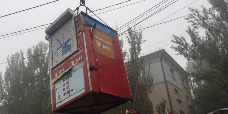 В Николаеве оставят всего сотню будок-“позвонишек”, и то временно