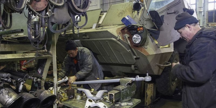 Украинские “спецы” нелегально ремонтировали танки одной из арабских стран