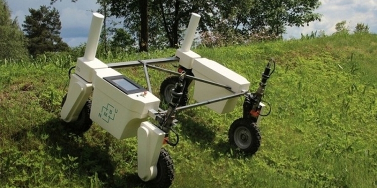 Норвежцы создали агро-робота, который заменит агронома, трактор и культиватор