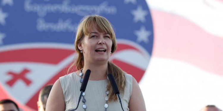 Сандра Рулофс-Саакашвили: «европейцы и американцы насчет моего мужа говорят украинским властям: «Одесса — хорошо, но ближе к Киеву не подпускайте…»