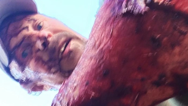 “Я думал, это конец”. Американец выжил после двух нападений агрессивной медведицы