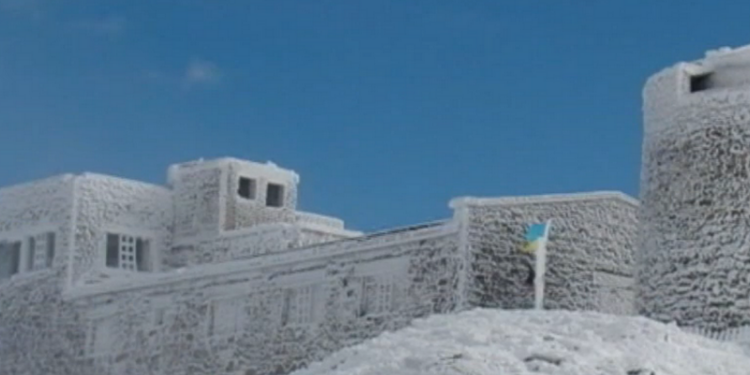 В Карпаты уже пришла зима