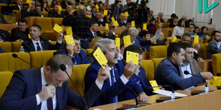 Для ОКП «Николаевоблеплоэнерго» у депутатов облсовета снова попросили финпомощь. А вот директора не назначили