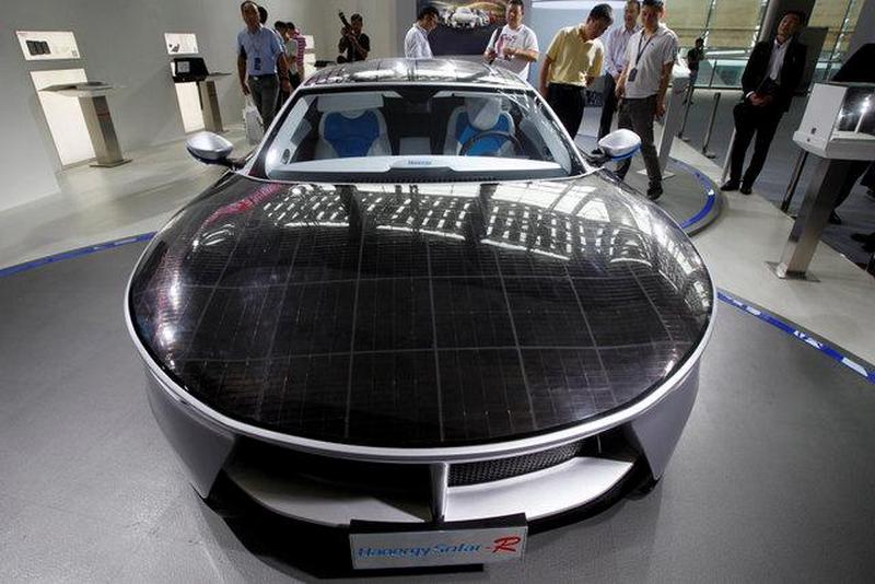 В Китае открылась выставка электромобилей 17