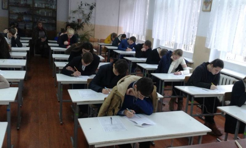Школьники Николаевщины апробировали тестовые задания для ВНО-2017 1