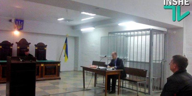 Дело о взятке начальника Николаеврыбоохраны: прокурор предложил заслушивать телефонные разговоры подсудимого в закрытом режиме