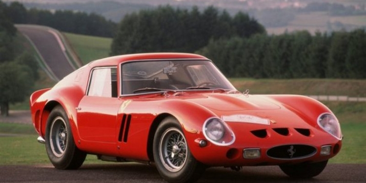 Самое дорогое авто в мире продают – за Ferrari 250 GTO просят 45 млн.фунтов